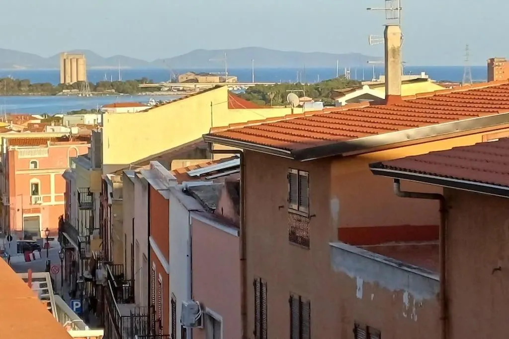 Marida - Dimora Moderna In Centro Storico Apartment Sant'Antioco