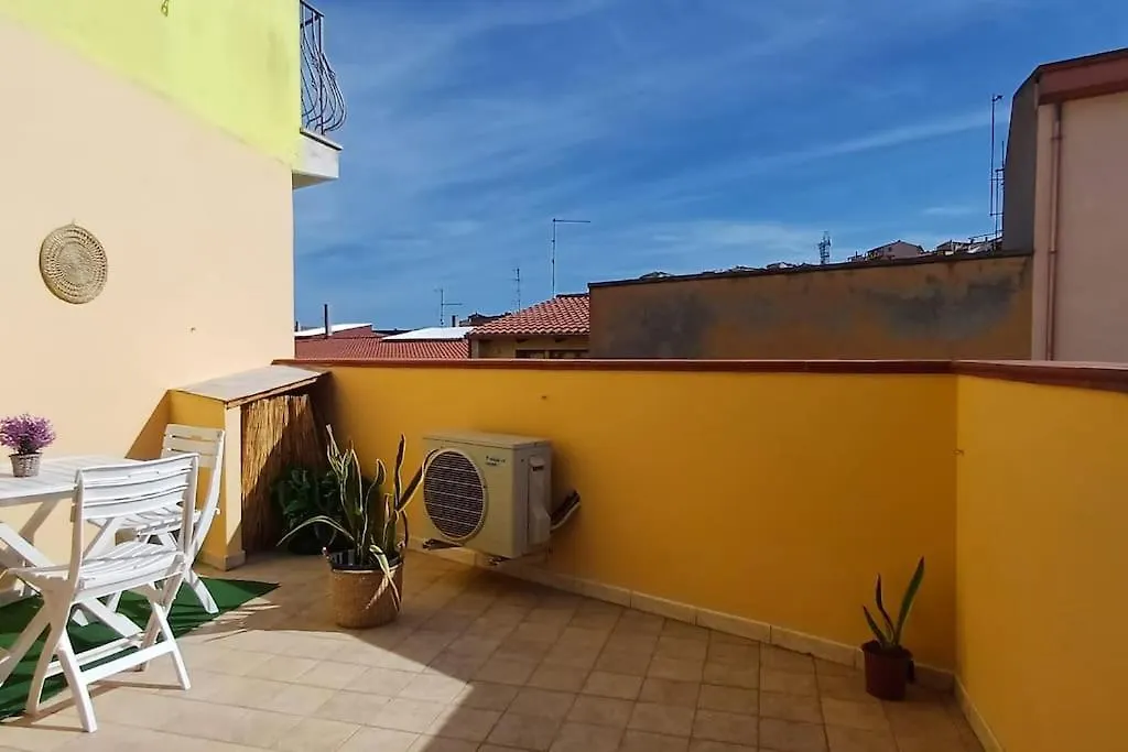 Marida - Dimora Moderna In Centro Storico Apartment Sant'Antioco Italy