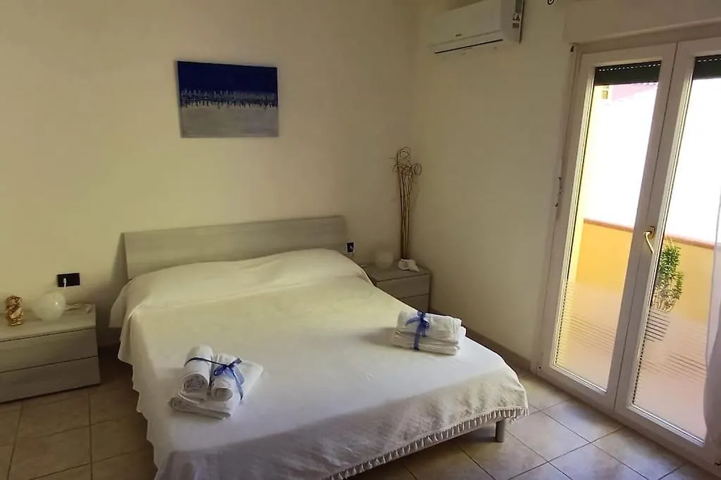 Marida - Dimora Moderna In Centro Storico Apartment Sant'Antioco 0*,