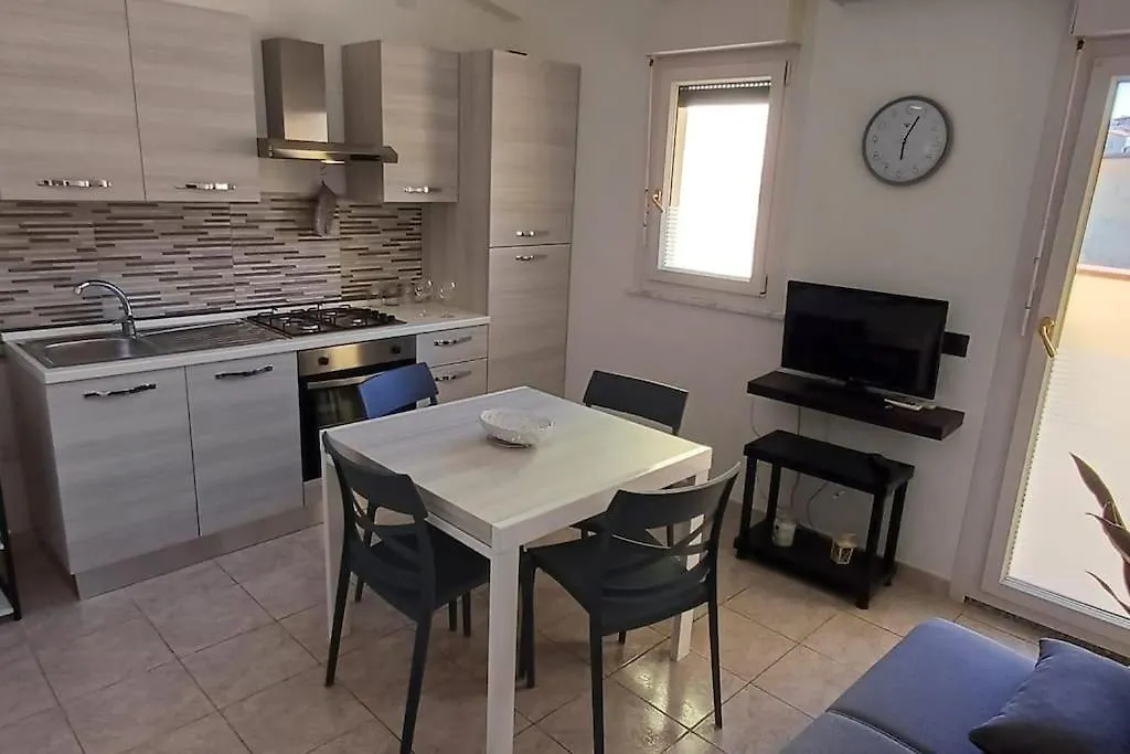 Marida - Dimora Moderna In Centro Storico Apartment Sant'Antioco